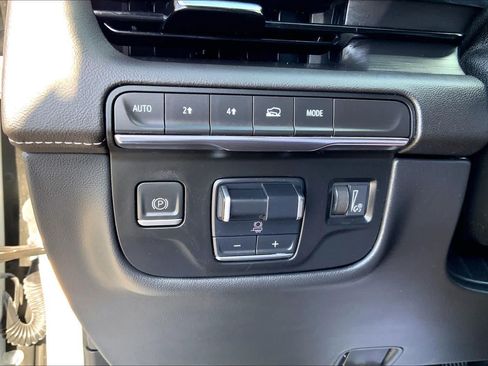 Used 2023 Cadillac Escalade Sport AWD/4WD image 33