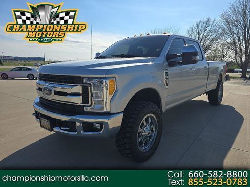Used 2017 Ford F350 XLT w/ XLT Premium Package image 1