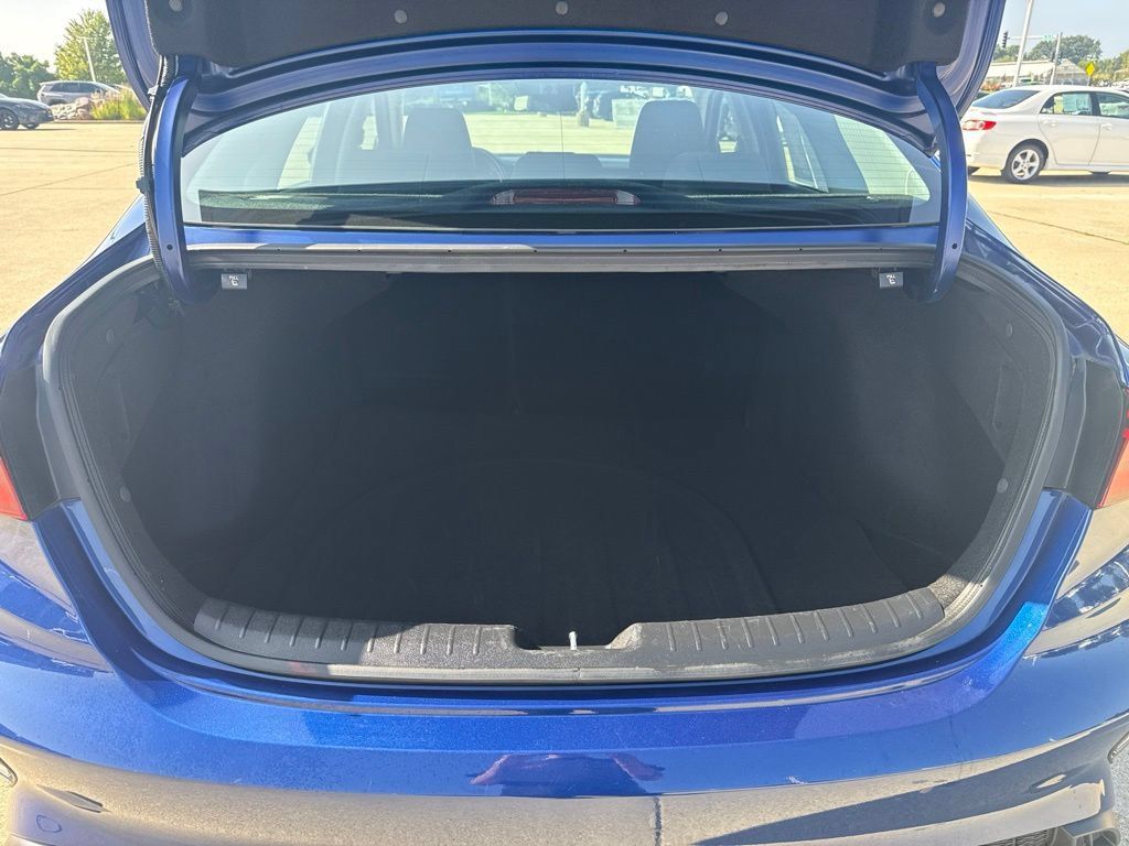 Used 2023 Kia Forte LXS w/ LXS Technology Package FWD image 19