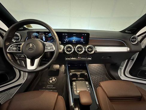 Used 2022 Mercedes-Benz GLB 250 GLB 250 image 12