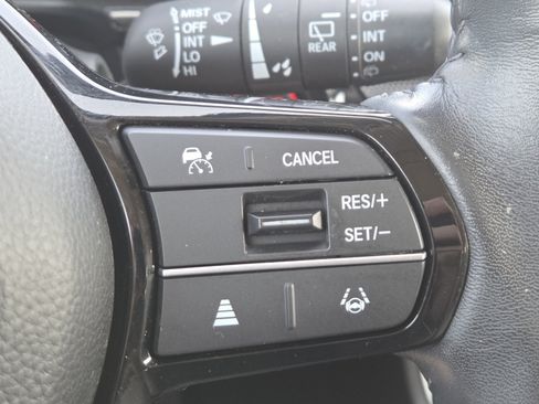 Used 2023 Honda CR-V EX-L image 9