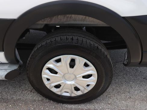 Used 2025 Ford Transit 250 Low Roof w/ Exterior Upgrade Package RWD image 23