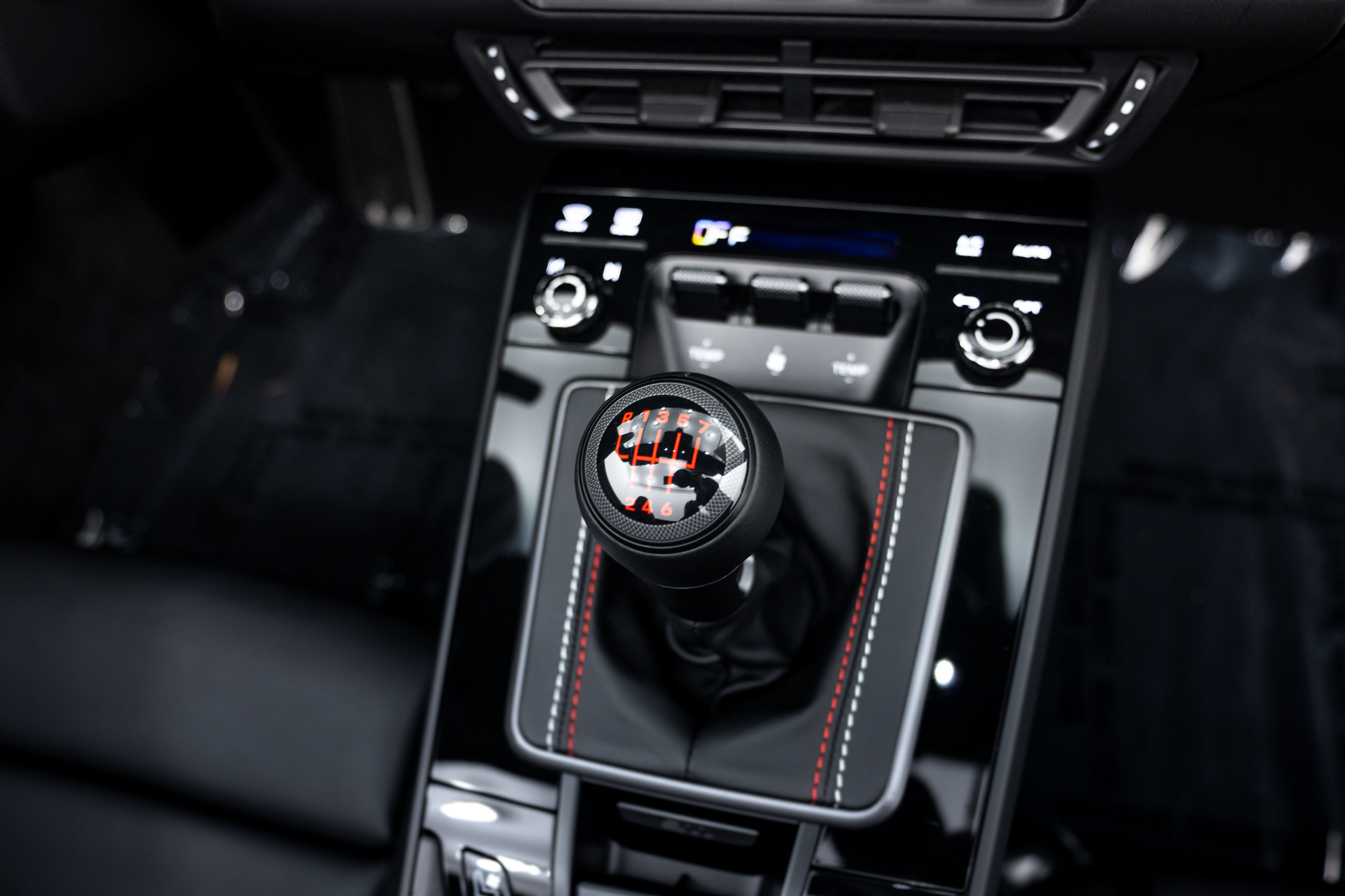 Certified 2023 Porsche 911 Carrera GTS RWD image 14