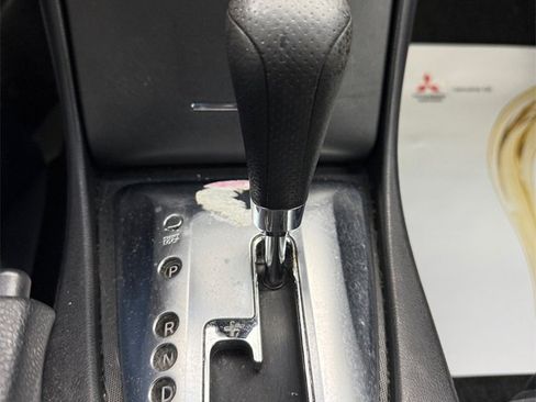 Used 2010 Nissan Altima 2.5 S w/ Premium Pkg image 20