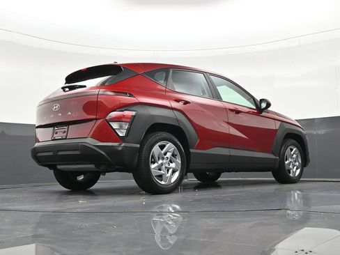 Used 2025 Hyundai Kona SE FWD image 29