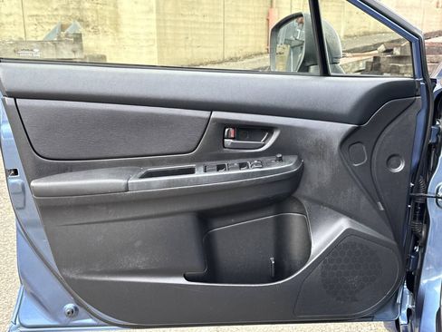Used 2014 Subaru Impreza 2.0i AWD/4WD image 35