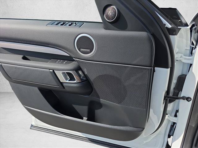 New 2026 Land Rover Discovery Limited Edition AWD/4WD image 28
