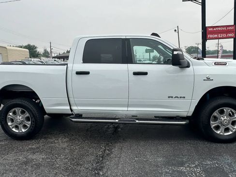 Used 2024 RAM 2500 Big Horn w/ Off Road Package AWD/4WD image 4