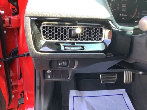 Used 2022 Honda Civic Sport image 13