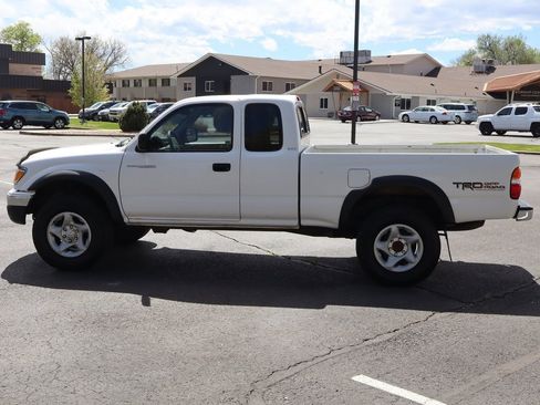 Used 2001 Toyota Tacoma 4x4 Xtracab V6 image 9