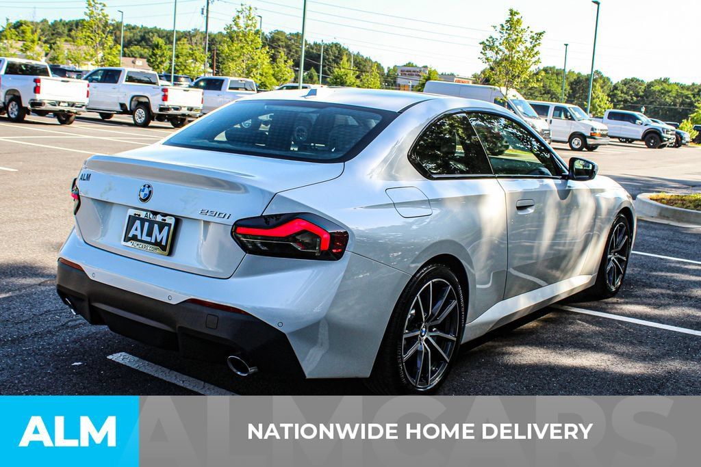 Used 2026 BMW 230i Coupe RWD image 4