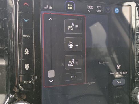 Used 2024 RAM 2500 Laramie image 29