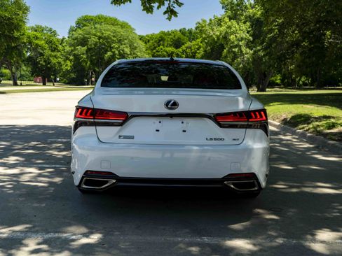 Used 2019 Lexus LS 500 F Sport w/ Accessory Package (Z2) AWD/4WD image 7