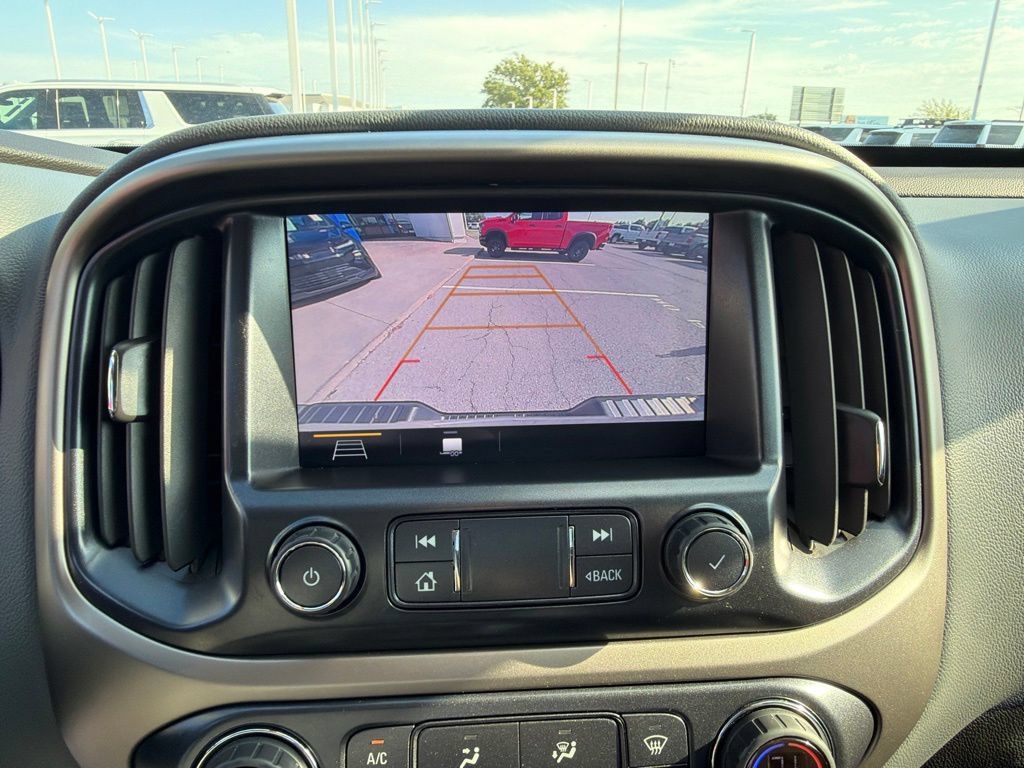 Used 2019 Chevrolet Colorado Z71 AWD/4WD image 25