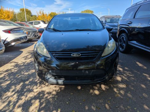 Used 2013 Ford Fiesta S image 5