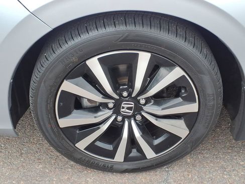 Used 2023 Honda Civic EX image 10