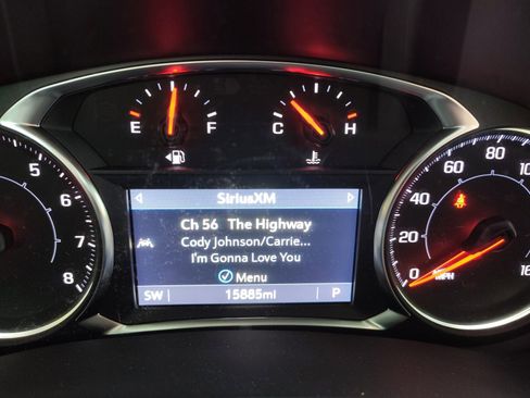 Used 2023 GMC Terrain AT4 w/ Tech Package AWD/4WD image 24