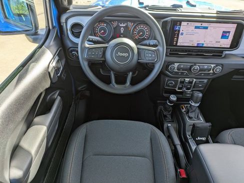 New 2026 Jeep Gladiator Sport AWD/4WD image 17