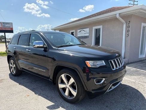 Used 2015 Jeep Grand Cherokee Overland AWD/4WD image 3