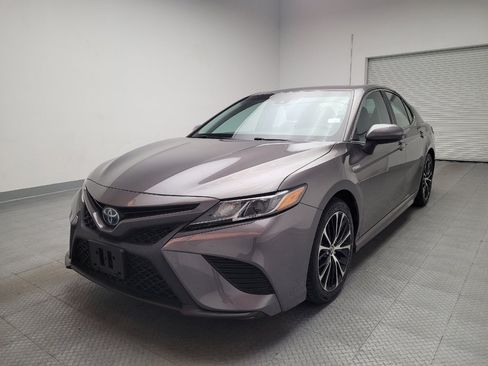 Used 2018 Toyota Camry SE image 15