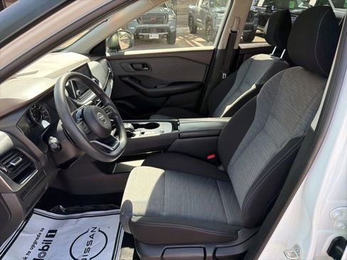 Used 2021 Nissan Rogue S FWD image 16