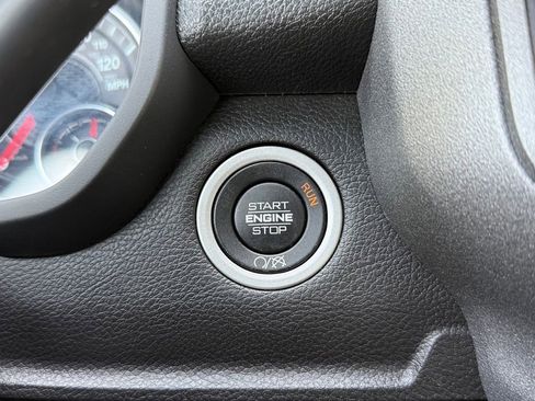 Used 2024 RAM 3500 Tradesman w/ Chrome Appearance Group image 37