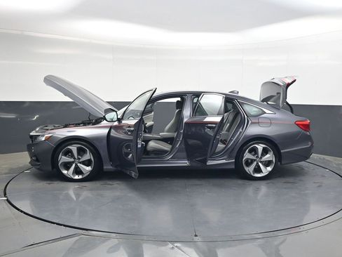 Used 2020 Honda Accord Touring image 35