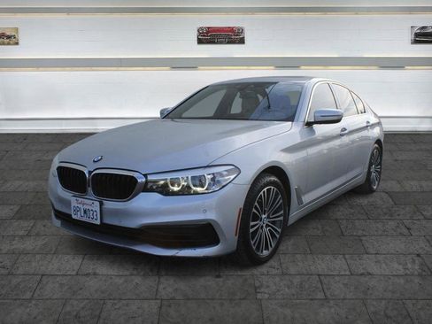 Used 2020 BMW 530i w/ Convenience Package image 3