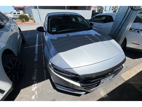 Used 2021 Honda Accord Sport Special Edition image 3