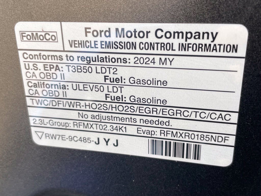 Used 2024 Ford Explorer XLT w/ Equipment Group 202A AWD/4WD image 35