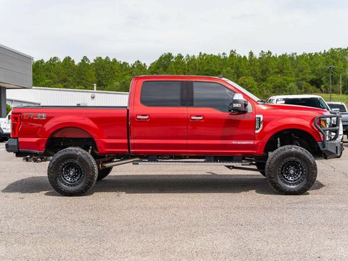 Used 2019 Ford F250 Lariat w/ Chrome Package AWD/4WD image 8