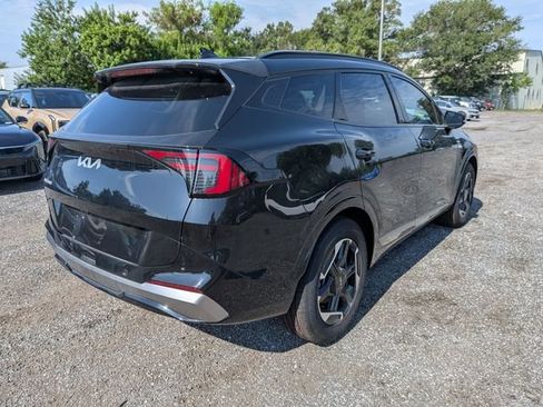 New 2026 Kia Sportage SX FWD image 6