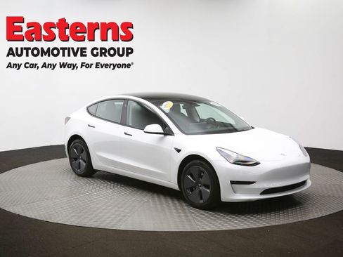 Used 2023 Tesla Model 3 Standard Range image 47