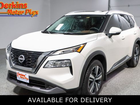 Used 2022 Nissan Rogue SL FWD image 1