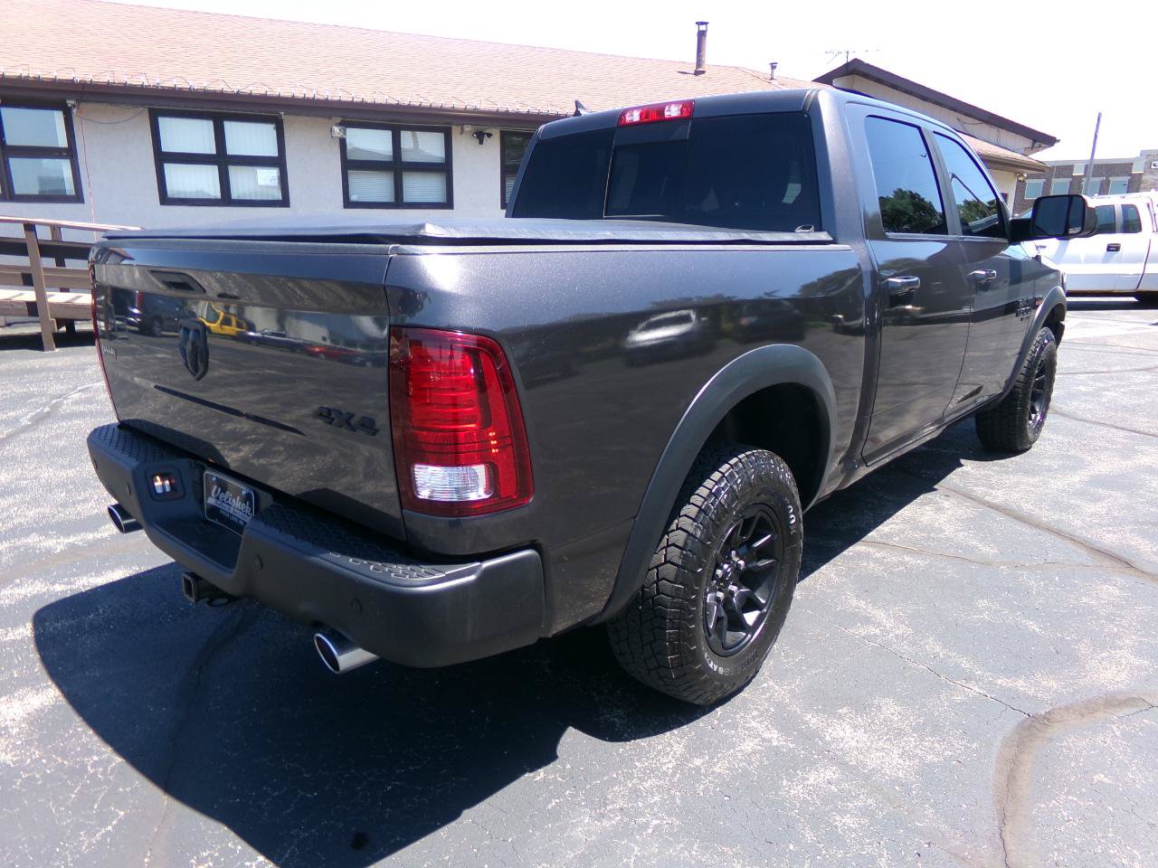 Used 2021 RAM 1500 Warlock AWD/4WD image 3