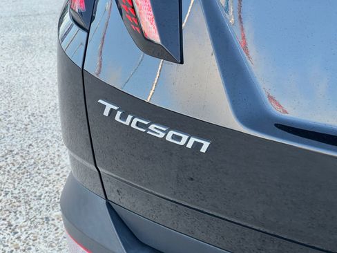 Used 2023 Hyundai Tucson SEL FWD image 19