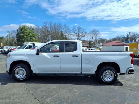 Used 2020 Chevrolet Silverado 1500 W/T w/ WT Fleet Convenience Package image 8