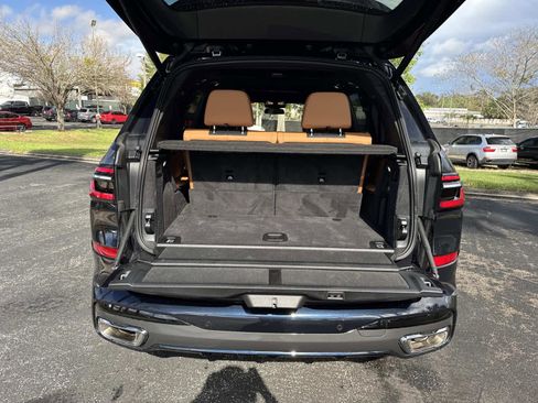Certified 2026 BMW X7 xDrive40i w/ Executive Package image 15