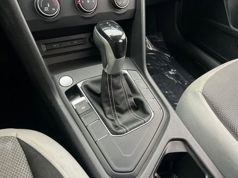 Used 2022 Volkswagen Taos S image 26