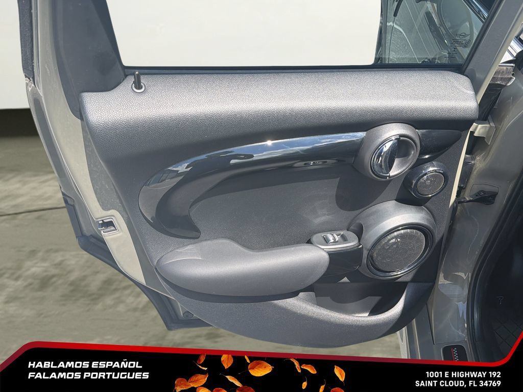 Used 2019 MINI Cooper S w/ Signature Upholstery Package FWD image 24