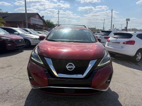 Used 2019 Nissan Murano SV w/ Premium Package FWD image 2