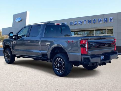 New 2026 Ford F250 Platinum w/ FX4 Off-Road Package AWD/4WD image 4