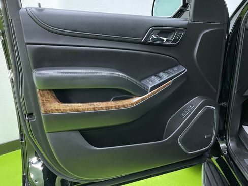 Used 2017 Chevrolet Tahoe Premier image 16