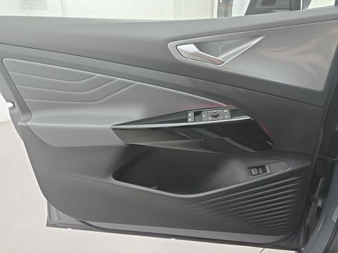 Used 2023 Volkswagen ID.4 Pro S image 27