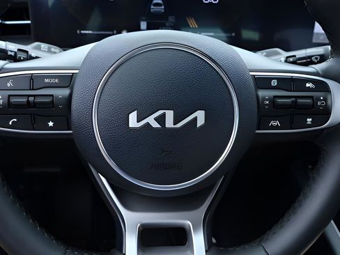 Used 2025 Kia K5 GT-Line w/ GT-Line Premium Package FWD image 19