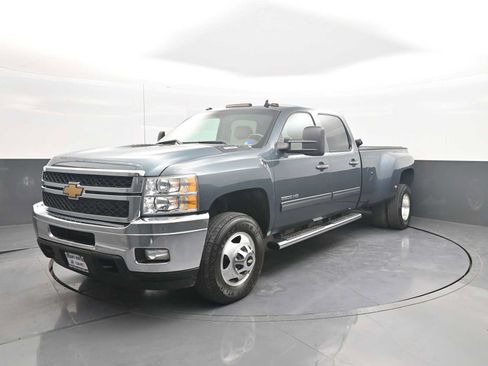 Used 2012 Chevrolet Silverado 3500 LTZ AWD/4WD image 4