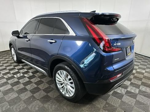 Used 2019 Cadillac XT4 Premium Luxury AWD/4WD image 4