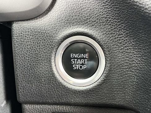 Used 2022 Toyota Tundra SR5 w/ Convenience Package RWD image 29