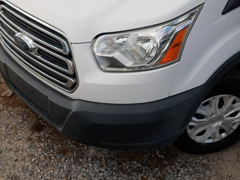 Used 2018 Ford Transit 250 130 Low Roof w/ Exterior Upgrade Package RWD image 21