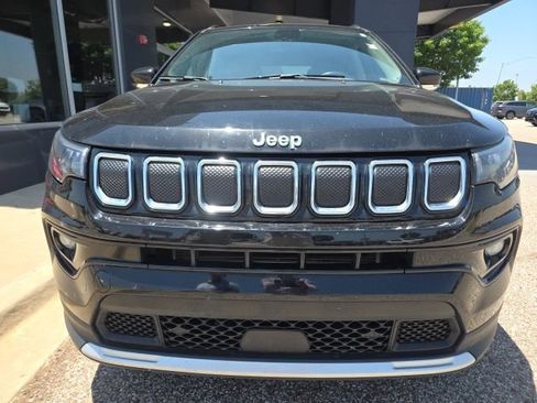 Used 2022 Jeep Compass Limited AWD/4WD image 2